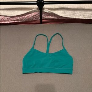 Y Flow Bra in Raceway Green